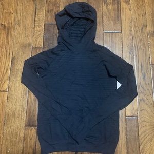 Lululemon womens size 4 black striped hoodie